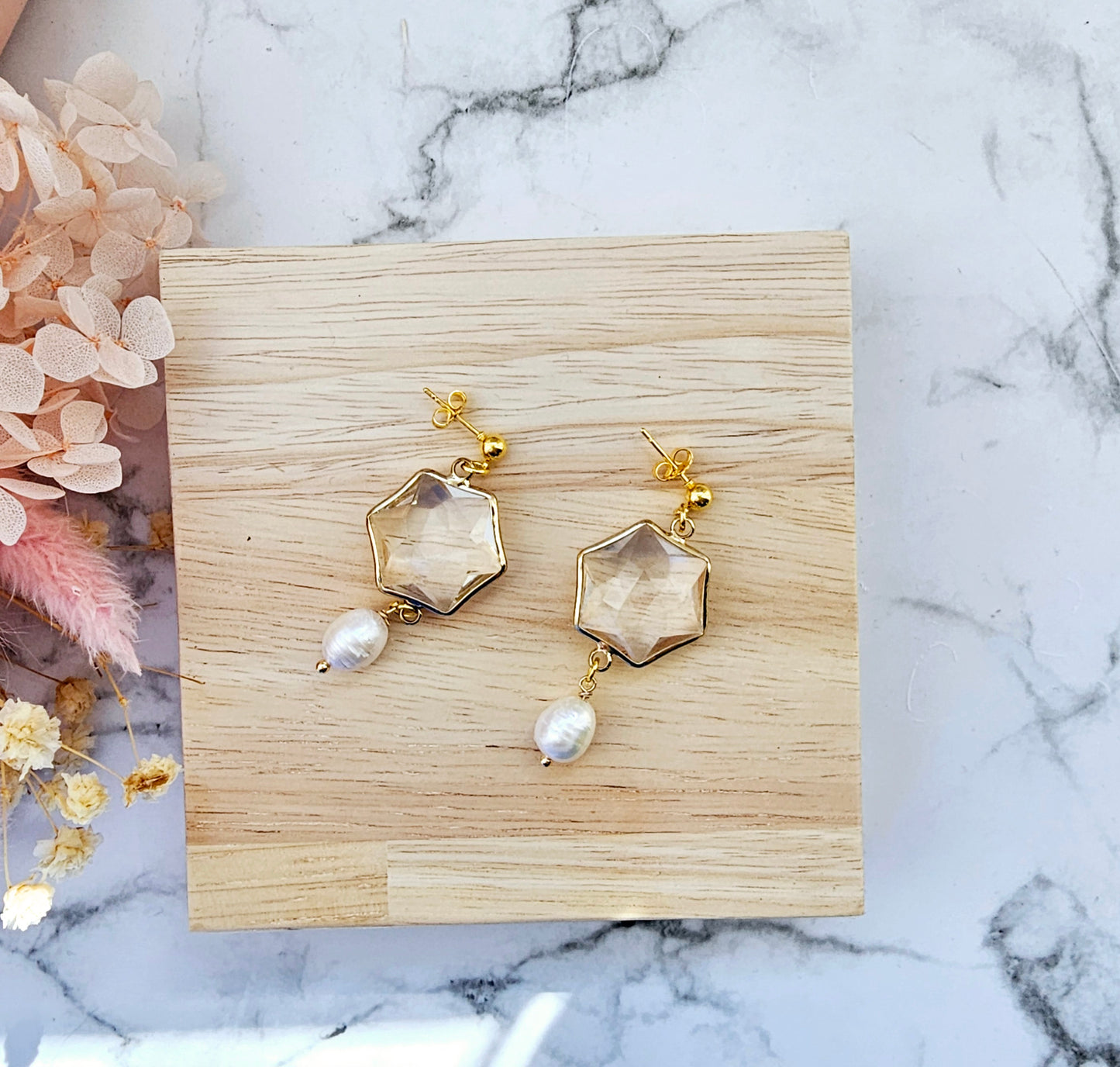 Glass fresh water pearl
