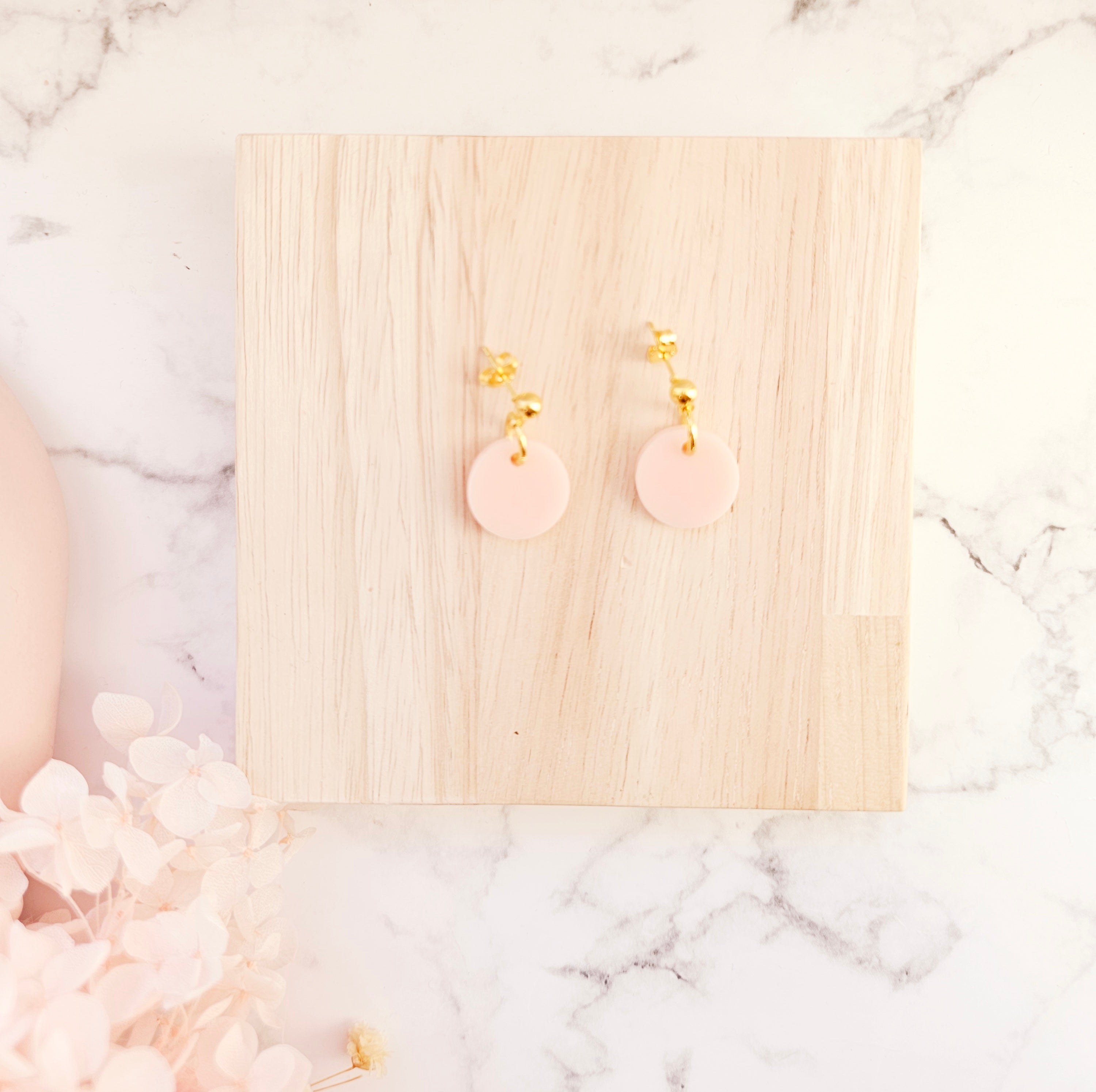 Peach gold studs