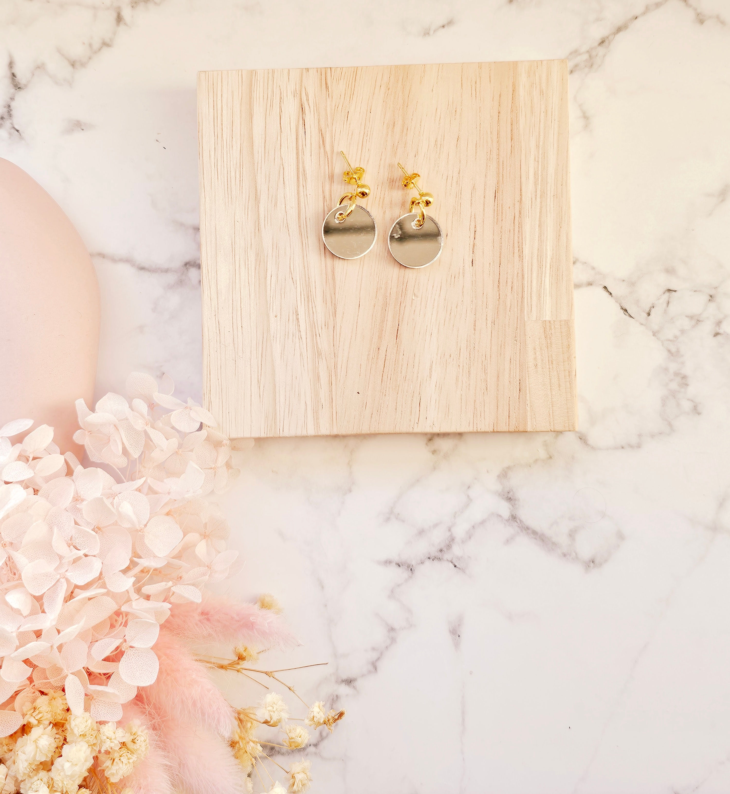 Mirror gold studs