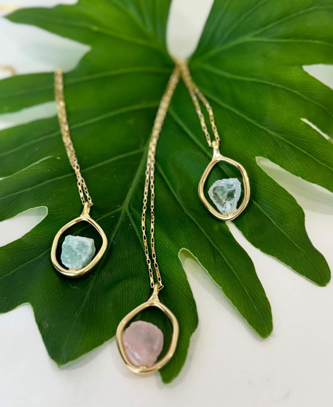 Long natural crystal necklace | Rose quartz and Green quartz