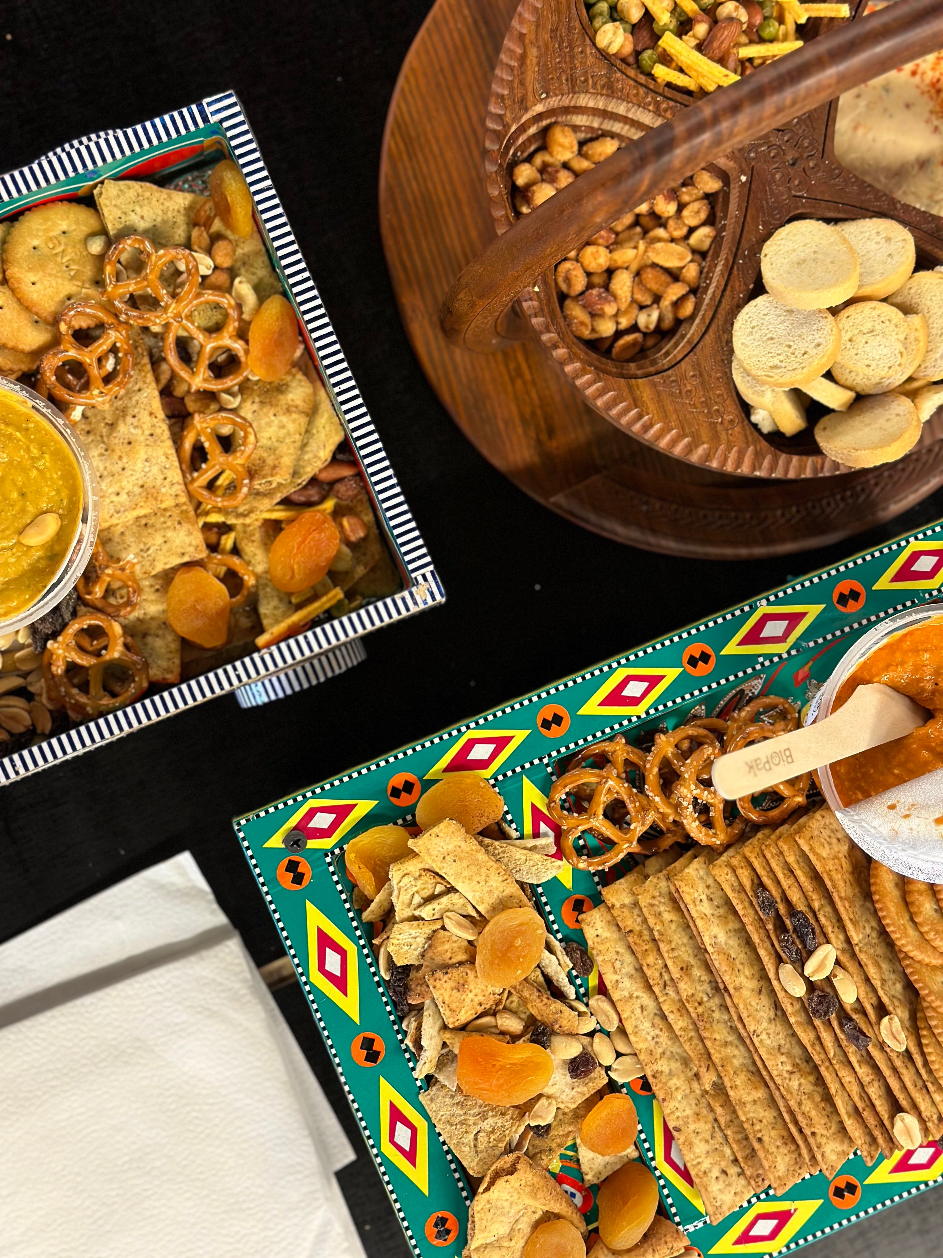Pakistani Truck Art - Chamakpatti Wheel Tray