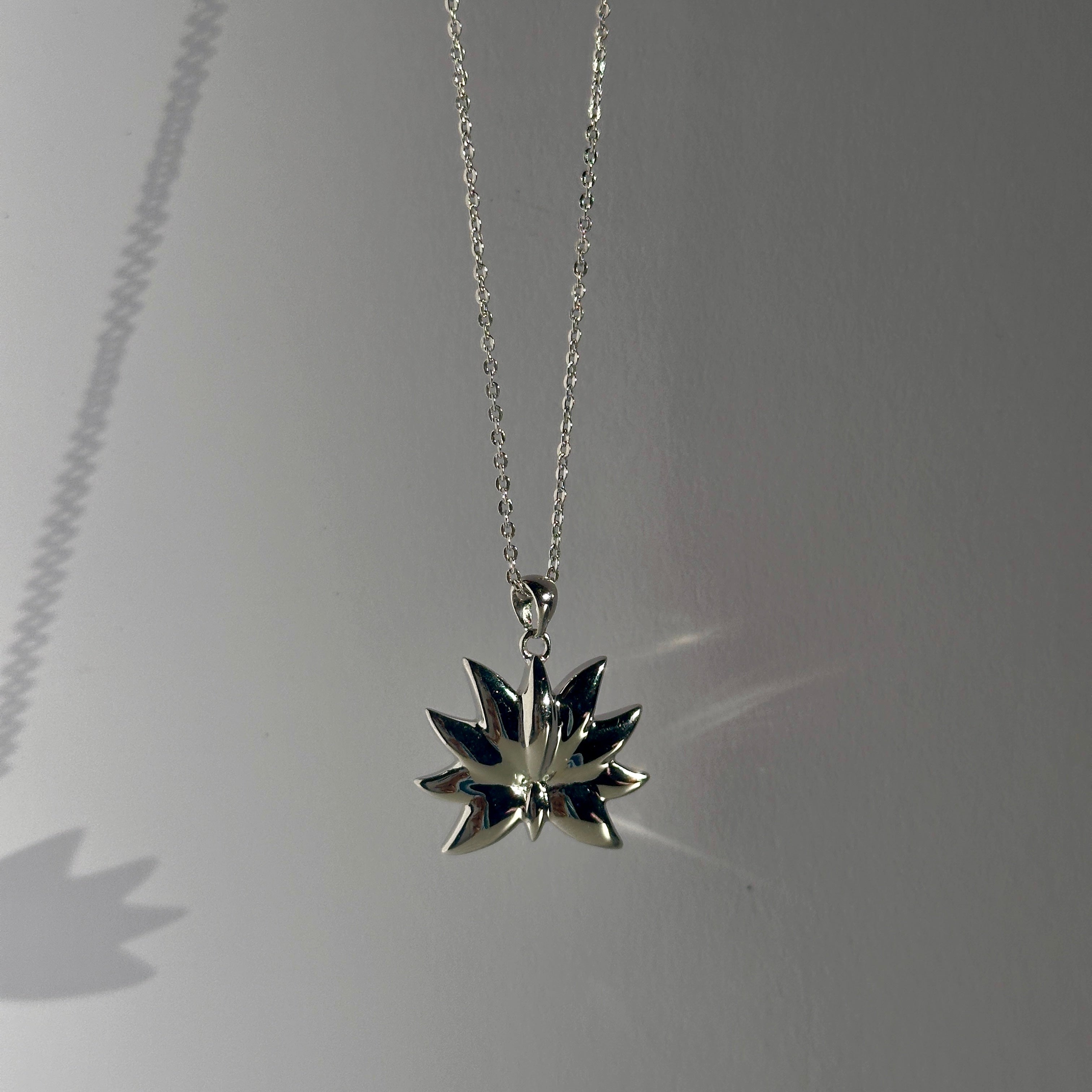 Lotus Necklace | Silver