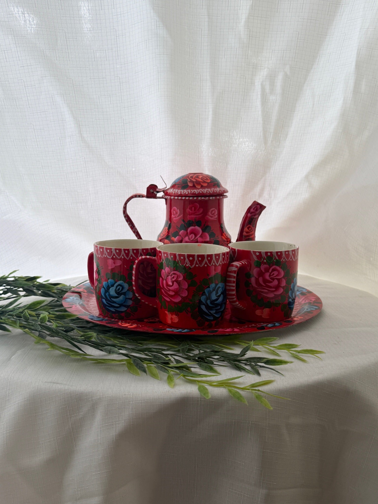 Truck Art Tea Set (Red)