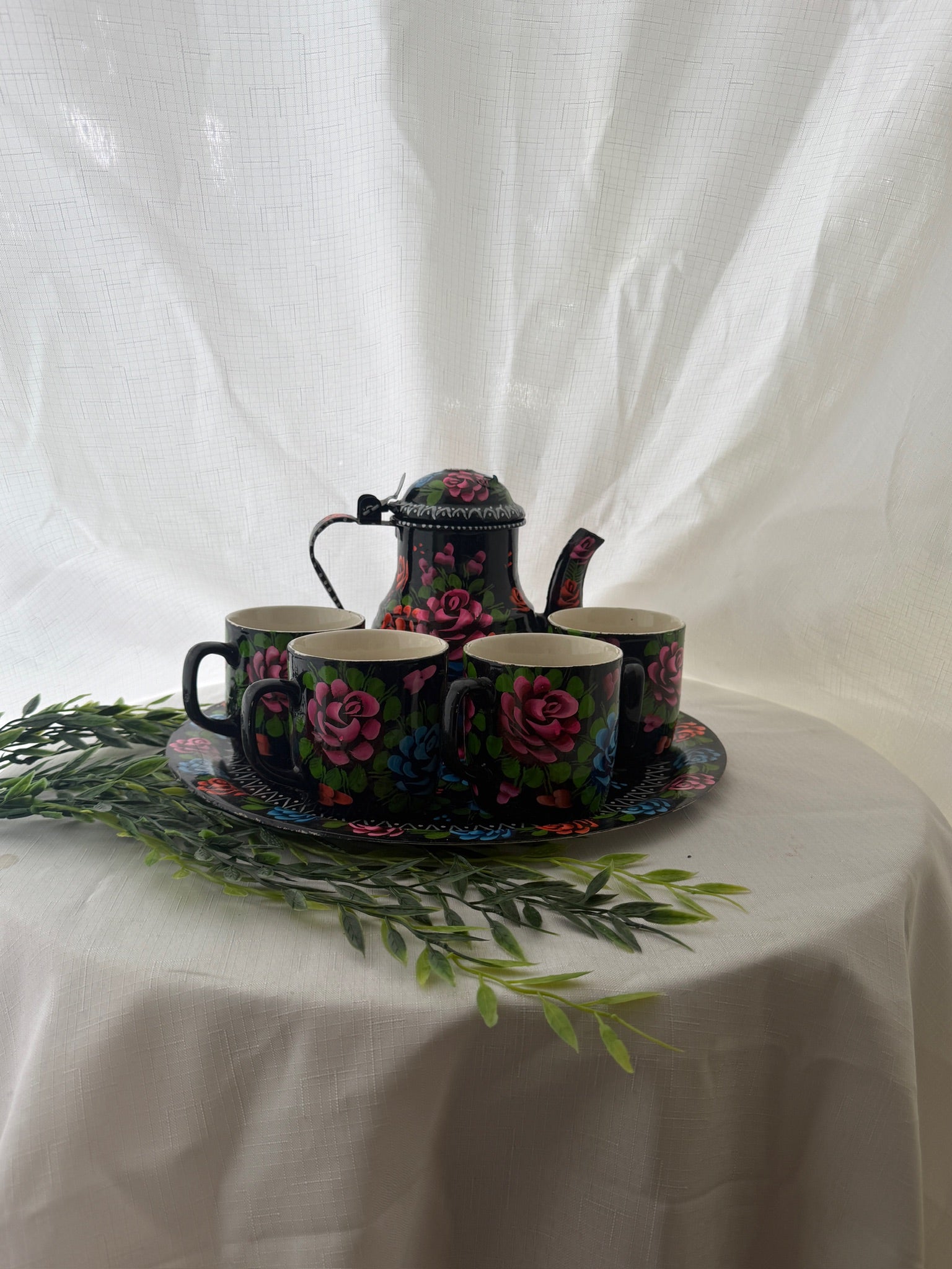 Truck Art Tea Set (Black & Green)