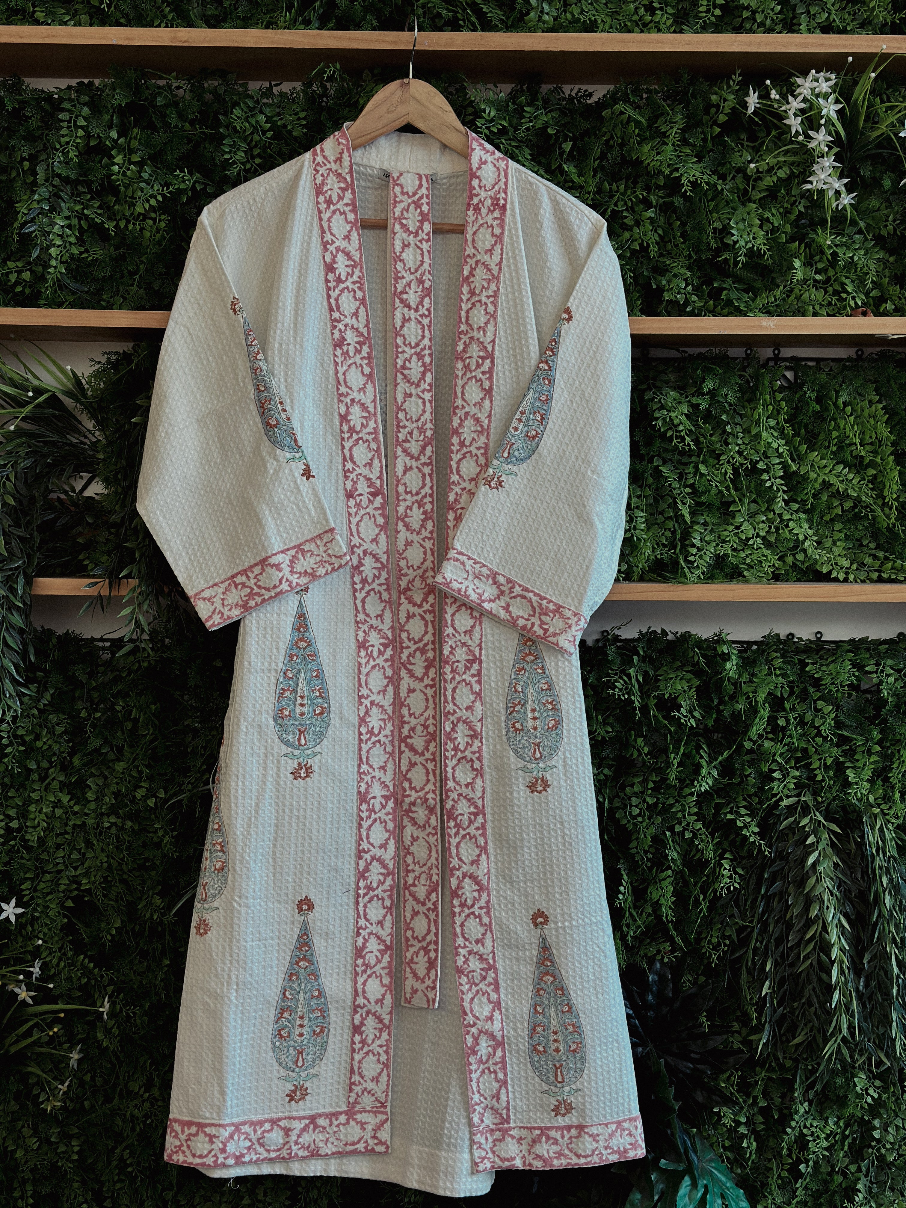 Willow Robe: Soft Pastel