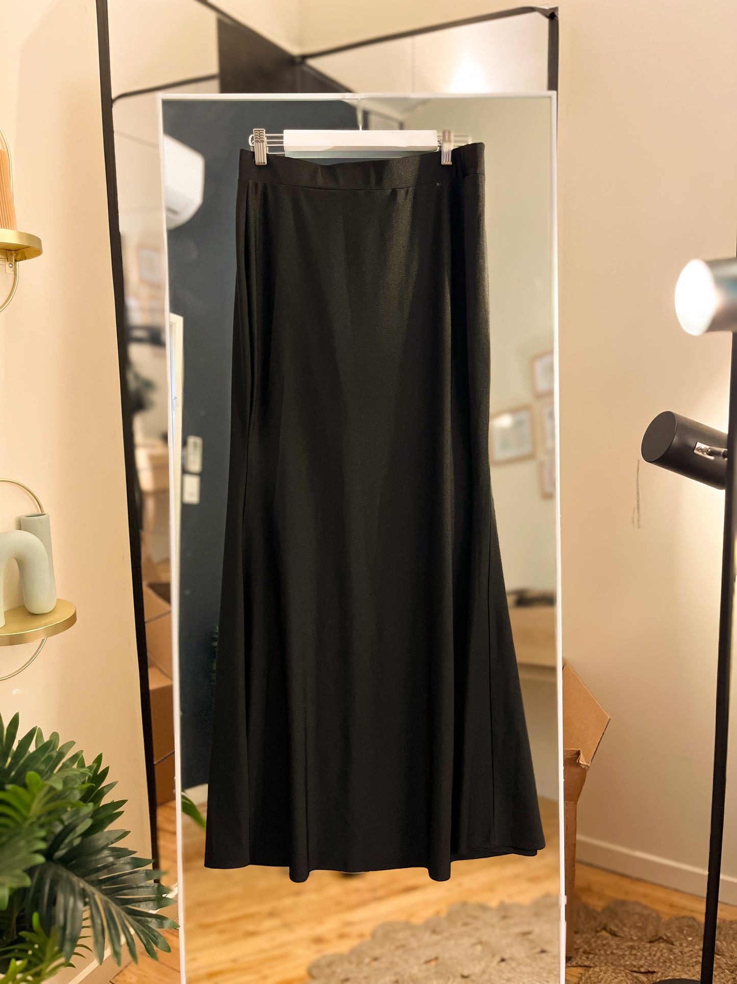 Pre-Loved Black Maxi Skirt